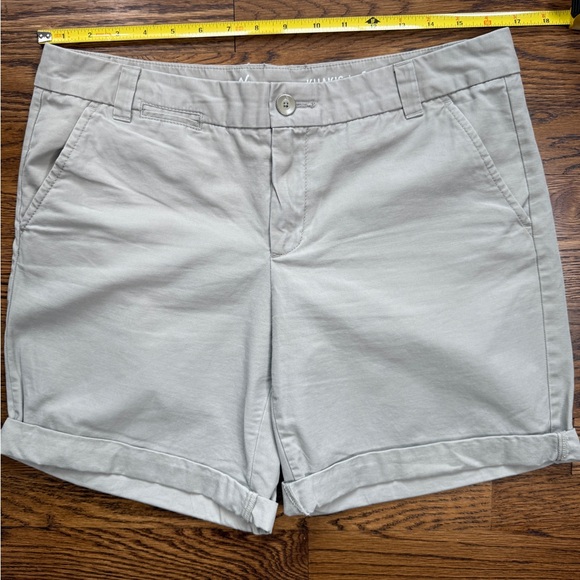 Gap Boyfriend Roll Up Classic Khaki/ Gray Women's Shorts Size 6 - Picture 6 of 15